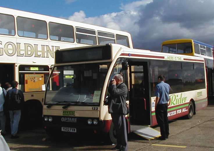 Newbury Buses Optare Solo