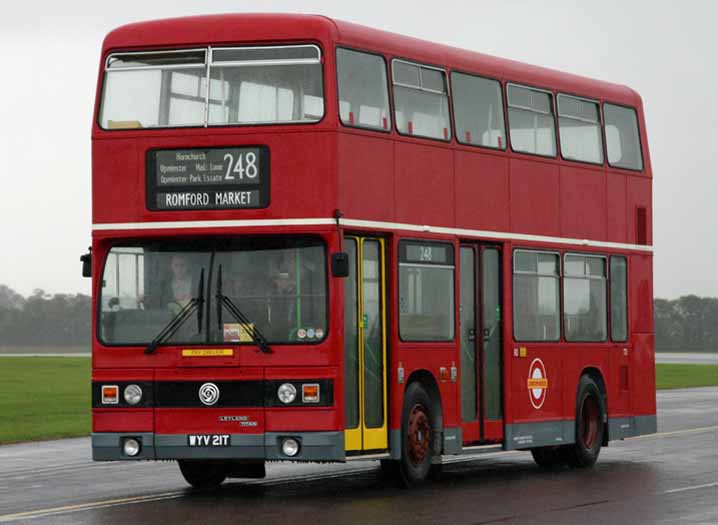 London Transport Leyland Titan Park Royal T21