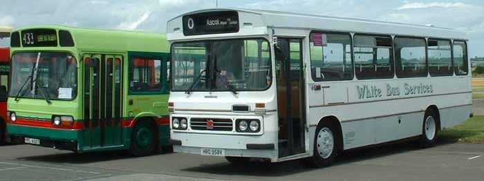 White Bus Services Bedford YLQ HRO658V