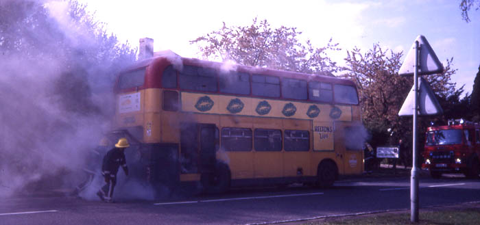 Beeline Bristol VRTSL3 ECW 948 on fire