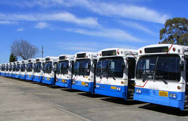 STA Mercedes O305 at Tempe