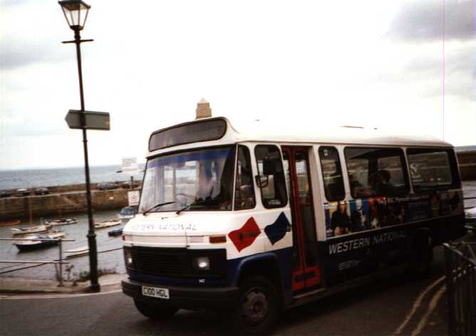 Western National Mercedes C100HGL (2)