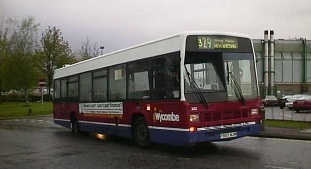 Wycombe Bus Company Leyland Lynx 302