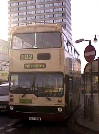 Newbury Buses Metrobus HCF173W