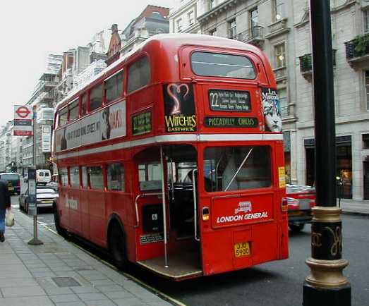 London General Routemaster RML2590