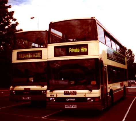 Reading Buses Optare Spectras 704 & 707