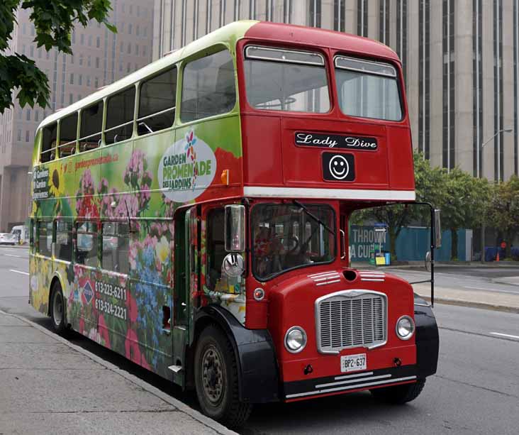 Lady Dive | SHOWBUS BUS IMAGE GALLERY | Canada