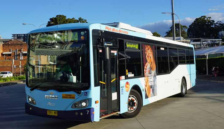 Red Bus Services | australia.SHOWBUS.com BUS IMAGE GALLERY | NSW