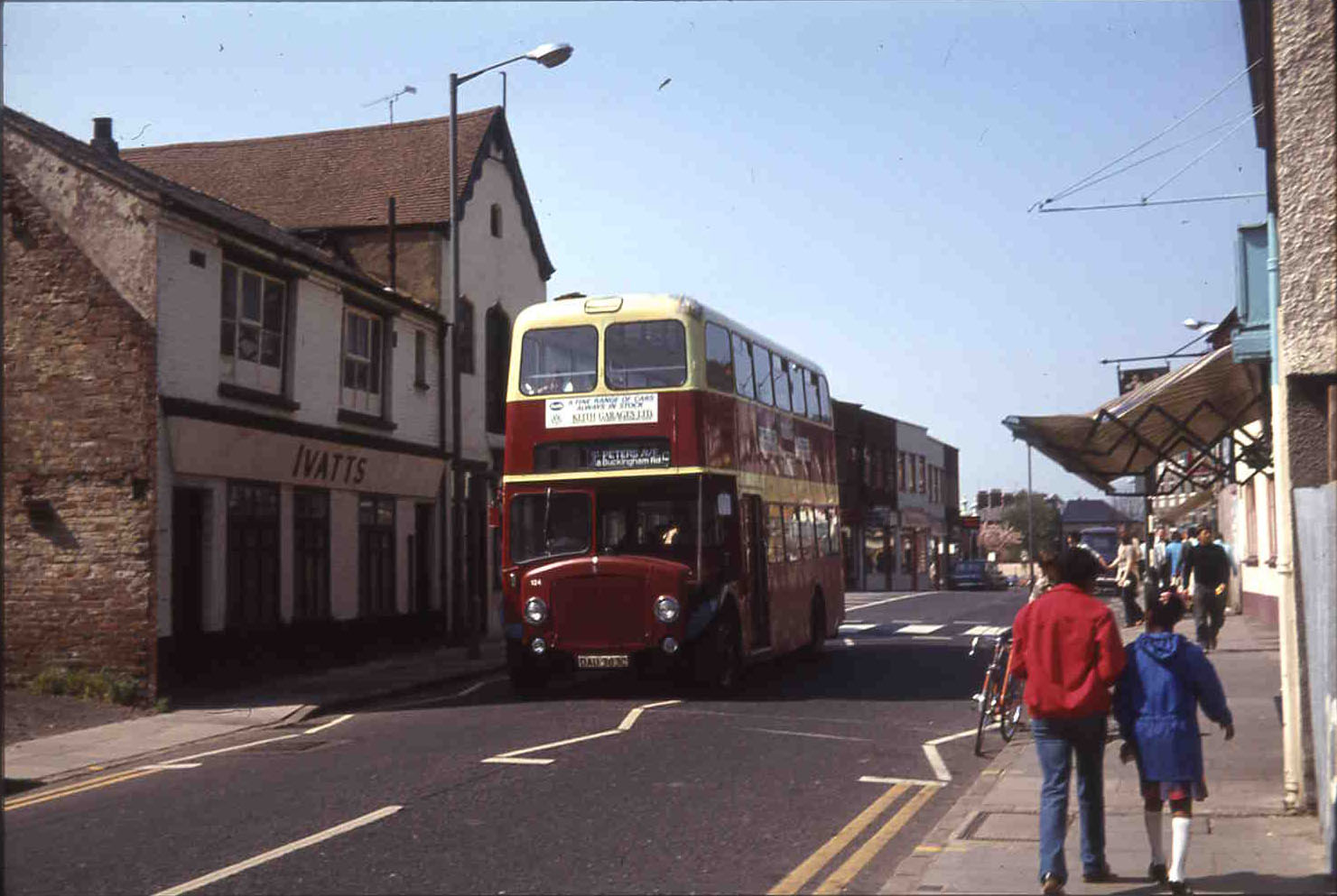 RED ROVER | SHOWBUS BUS IMAGE GALLERY | London & Home Counties