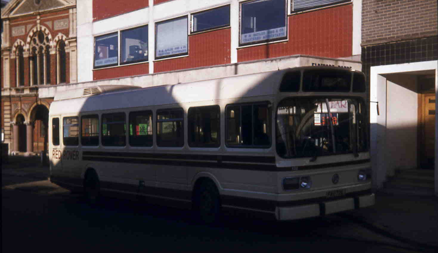 RED ROVER | SHOWBUS BUS IMAGE GALLERY | London & Home Counties