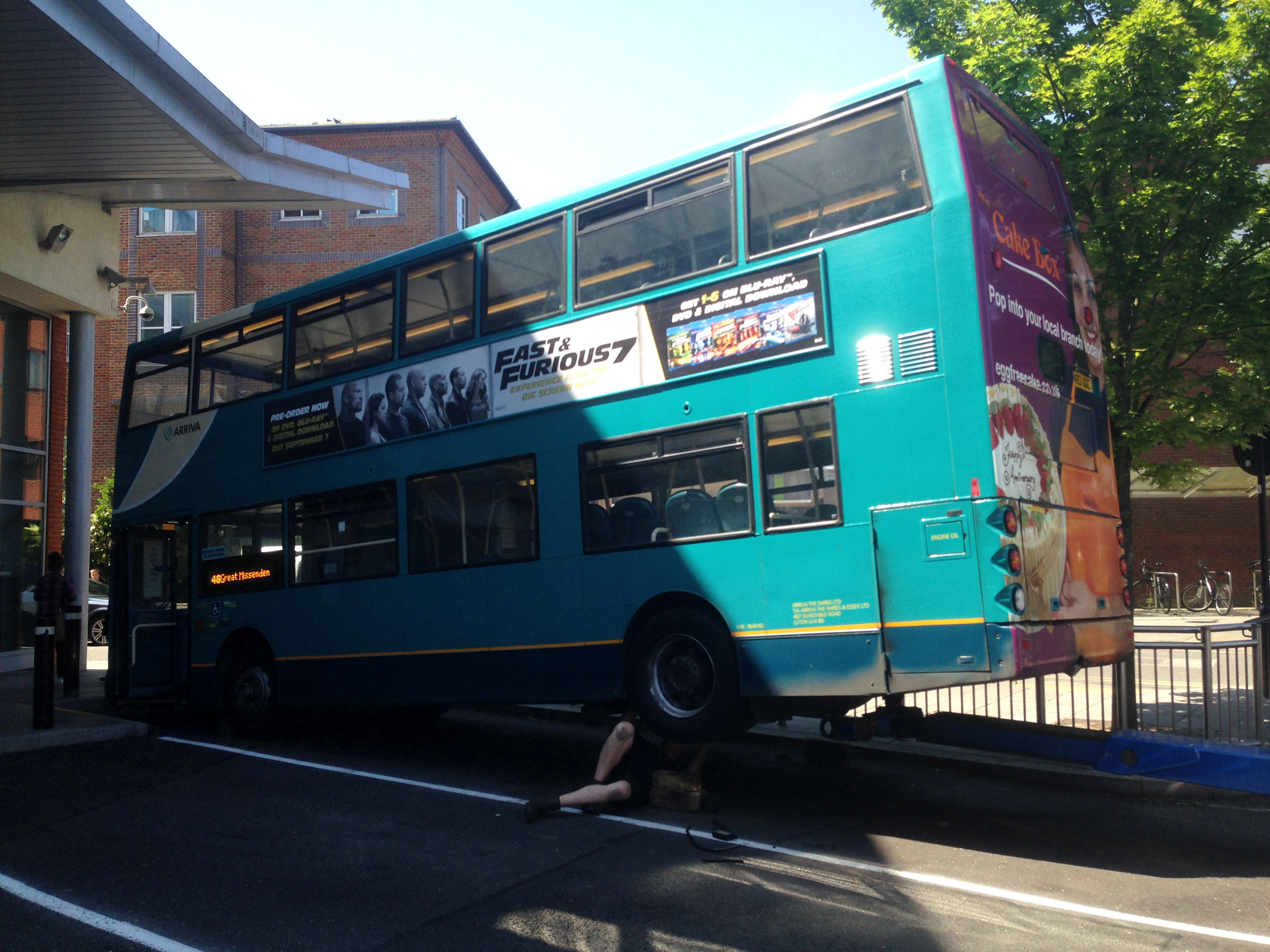 arriva bus from high wycombe to hemel hempstead