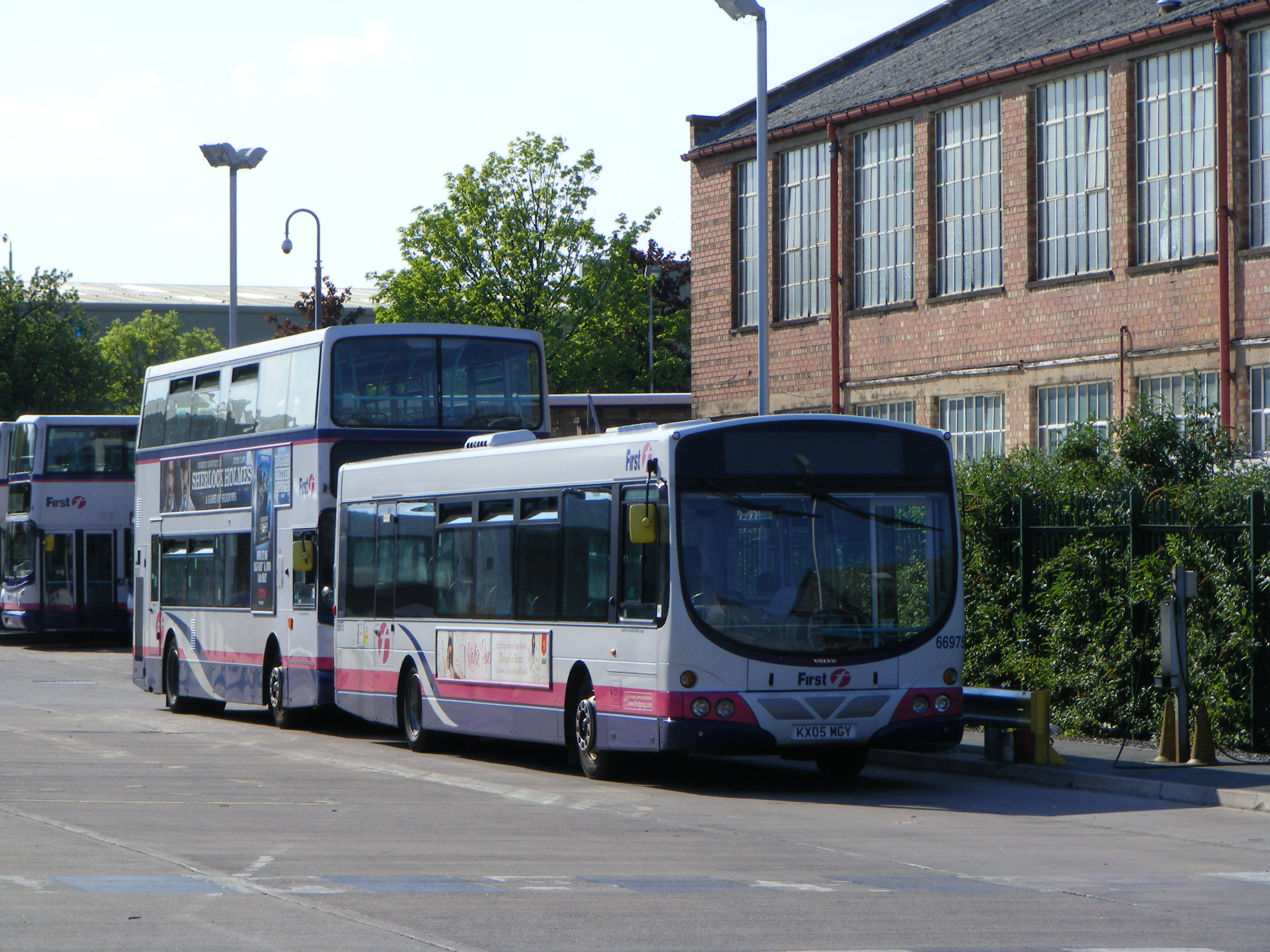 First Leicester | SHOWBUS MIDLANDS BUS IMAGE GALLERY
