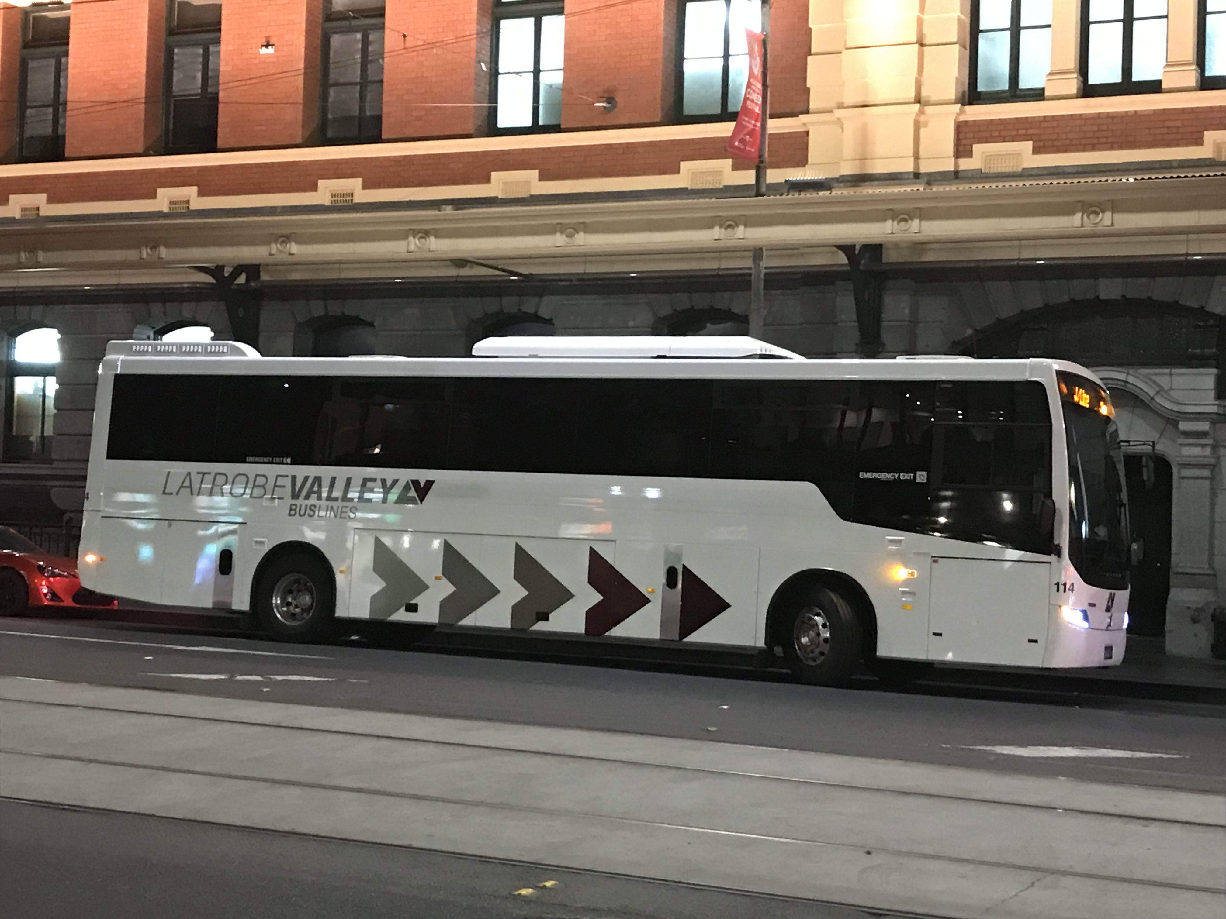 Latrobe Valley Buslines | australia.SHOWBUS.com BUS IMAGE GALLERY