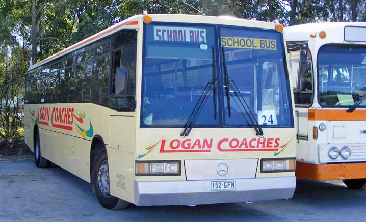 Logan Coaches | australia.SHOWBUS.com BUS IMAGE GALLERY | Queensland