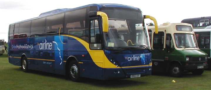 Oxford airline Volvo B12B Jonckheere Mistral 32