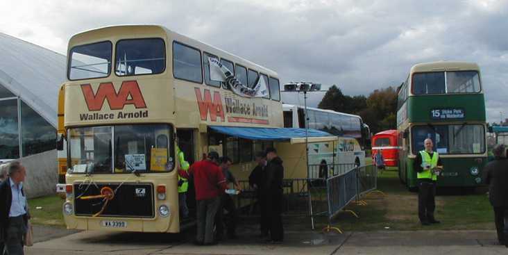 Wallace Arnold at Showbus International 2002