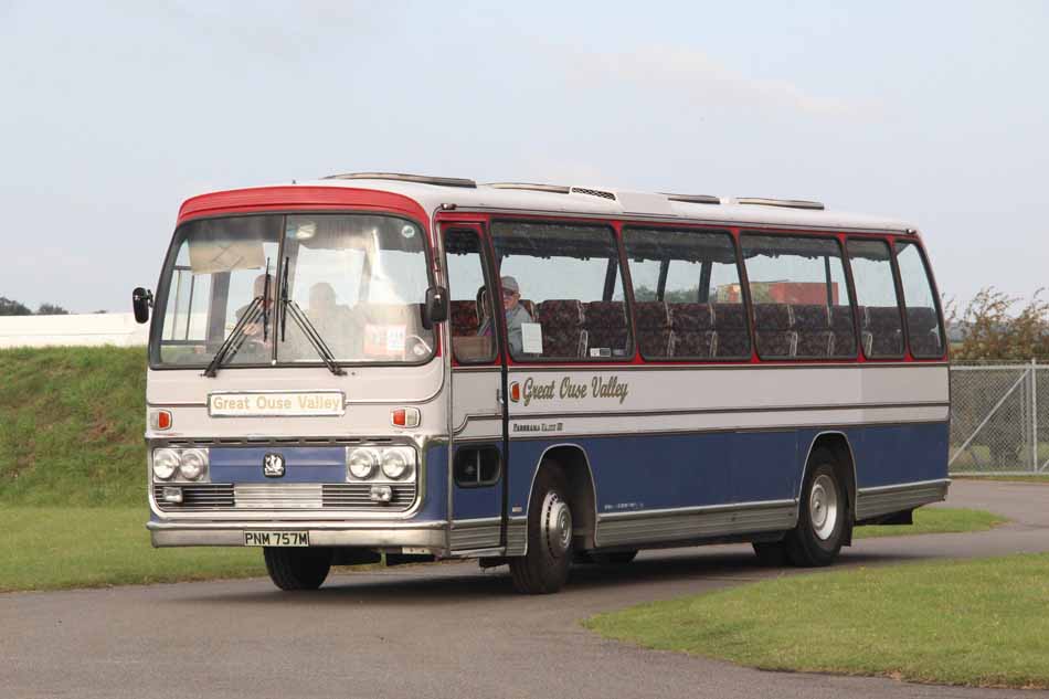 Great Ouse Valley Coaches Bedford YRQ Plaxton Elite PNM757M