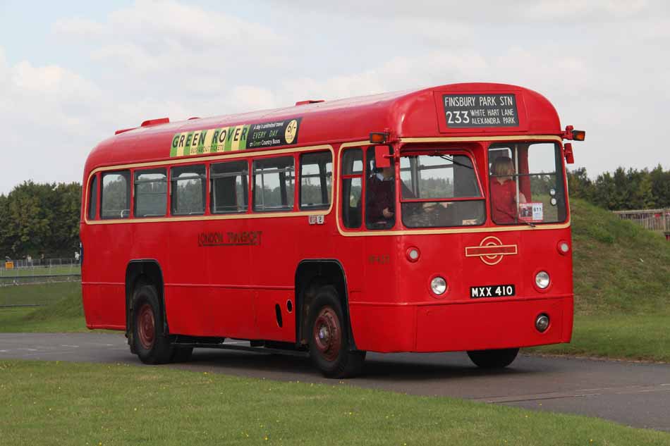 London Transport AEC Regal IV MCW RF433