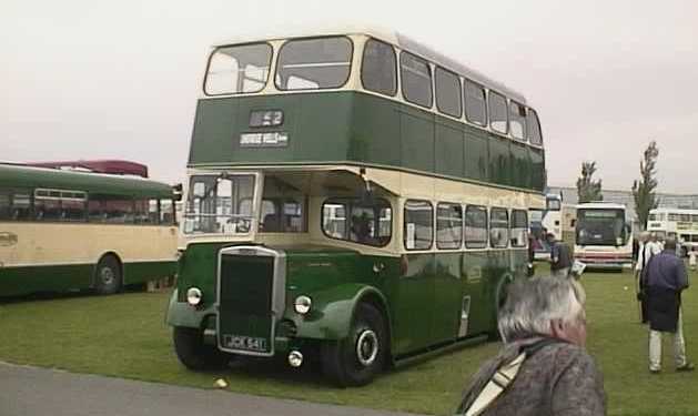 Maidstone & District Leyland Titan JCK541