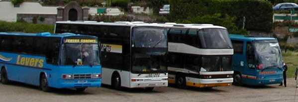 Motts Travel Neoplan Skyliner B12MMT and Volvo B12T Jnckeere