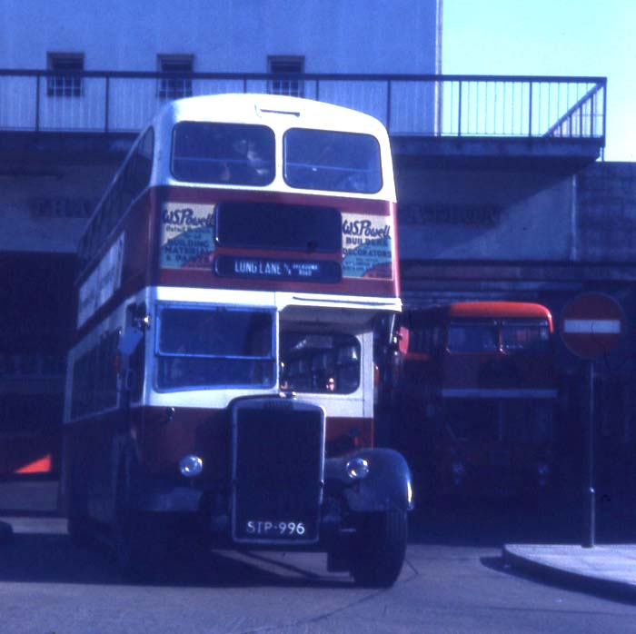 Alder Valley Portsmouth Titan PD3/6 Metro Cammell 124
