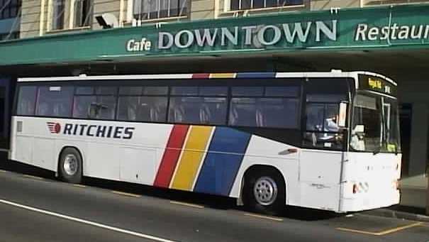 Ritchies bus