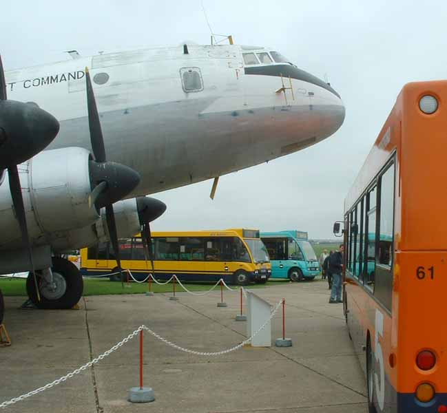 MK Metro Optare Solo