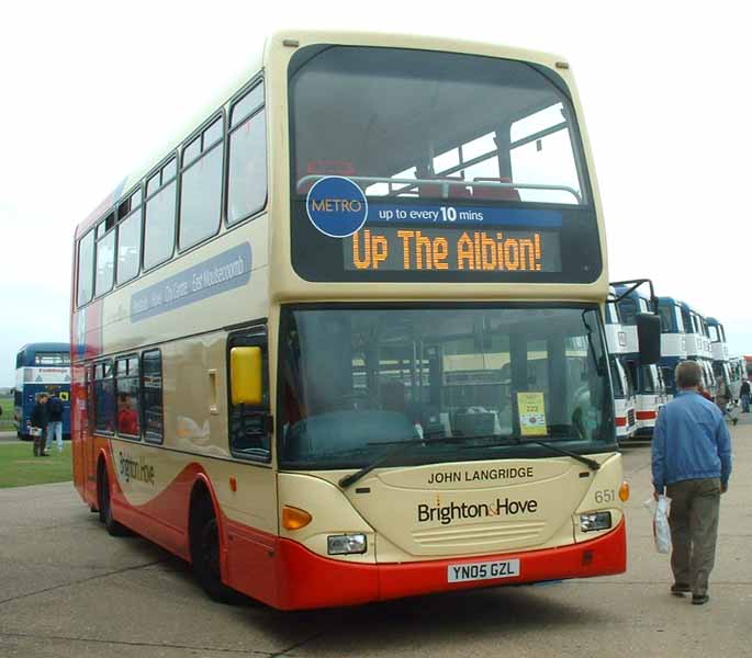 Brighton & Hove East Lancs bodied Scania N94UD 651