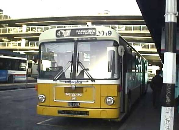 Stagecoach Auckland MAN SG220 artic 2019 KD9598