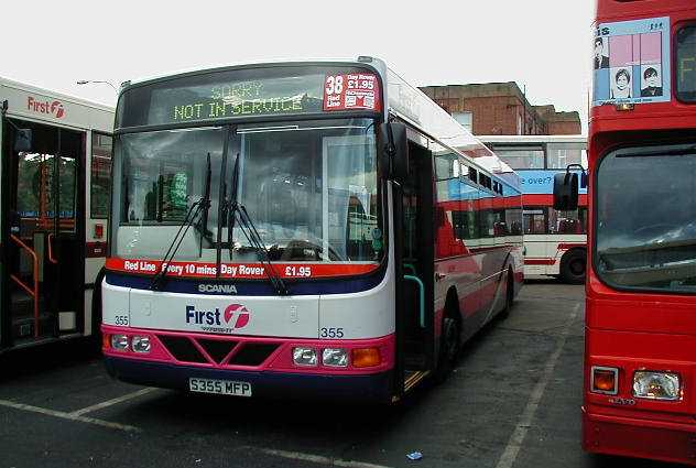 First Leicester Scania L113CRL Wright S355MFP